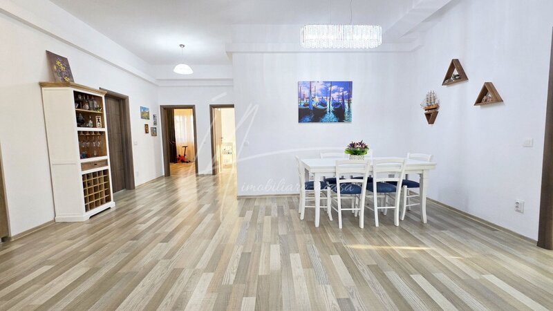 Prelugirea Ghencea intersectie Valea Oltului, penthouse cu terasa,